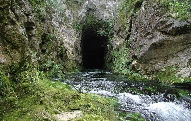Monumento naturale delle “Grotte di Falvaterra e Rio Obaco”