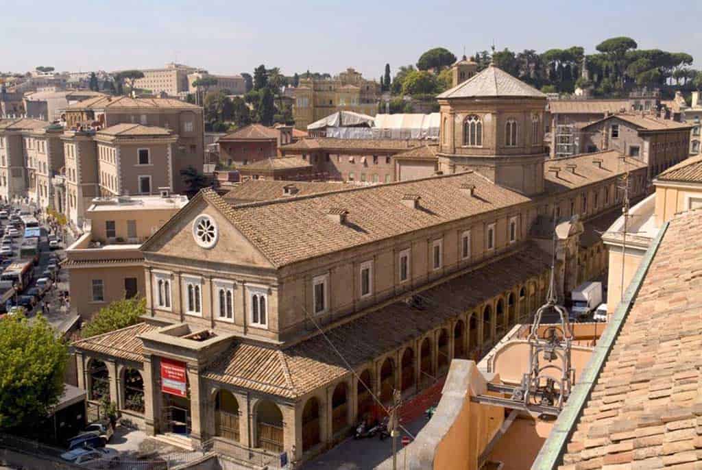 Il museo storico nazionale dellarte sanitaria e sito allinterno dellOspedale di Santo Spirito in Lungotevere in Sassia 3 a Roma.