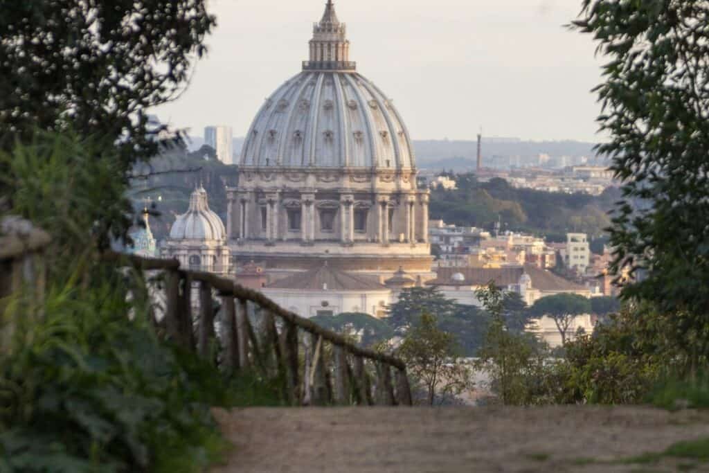 Monte Mario - riserva naturale - vista su Roma