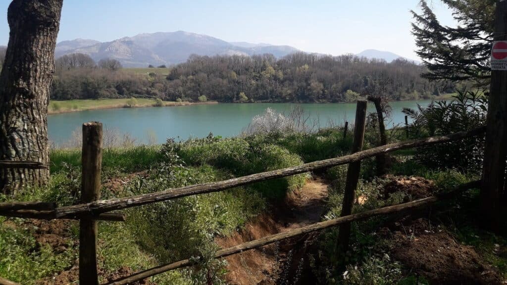 Lago di Giulianello
