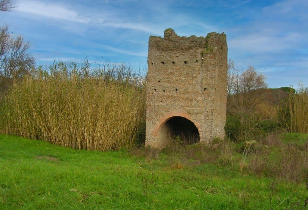Torre Valca - Parco della Caffarella - Parco regionale dell’Appia antica