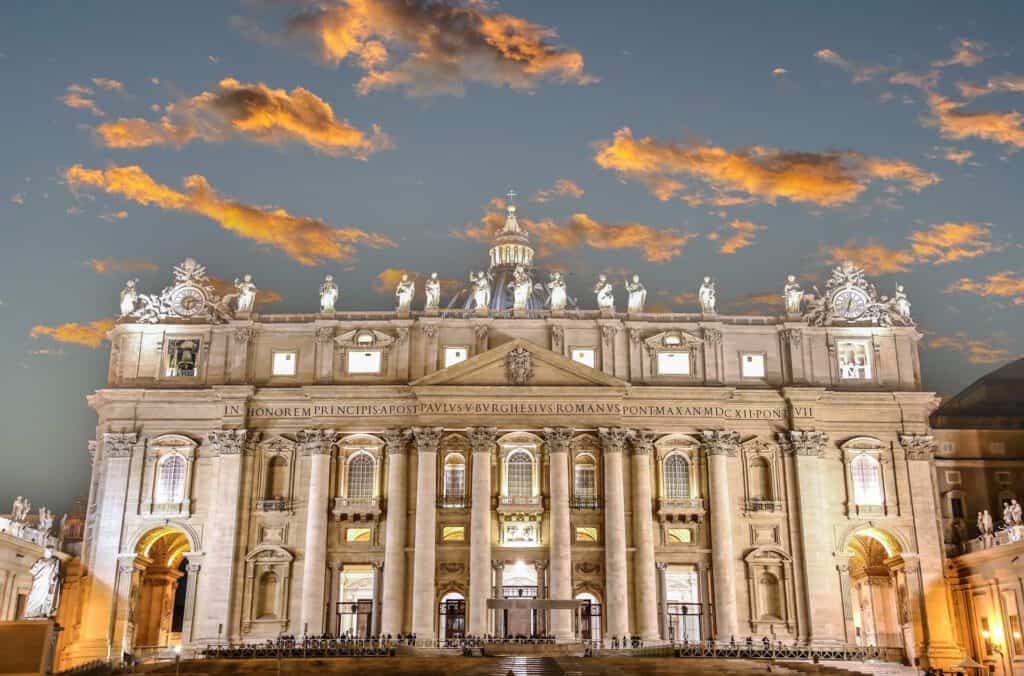 Basilica di San Pietro in Vaticano | La facciata
