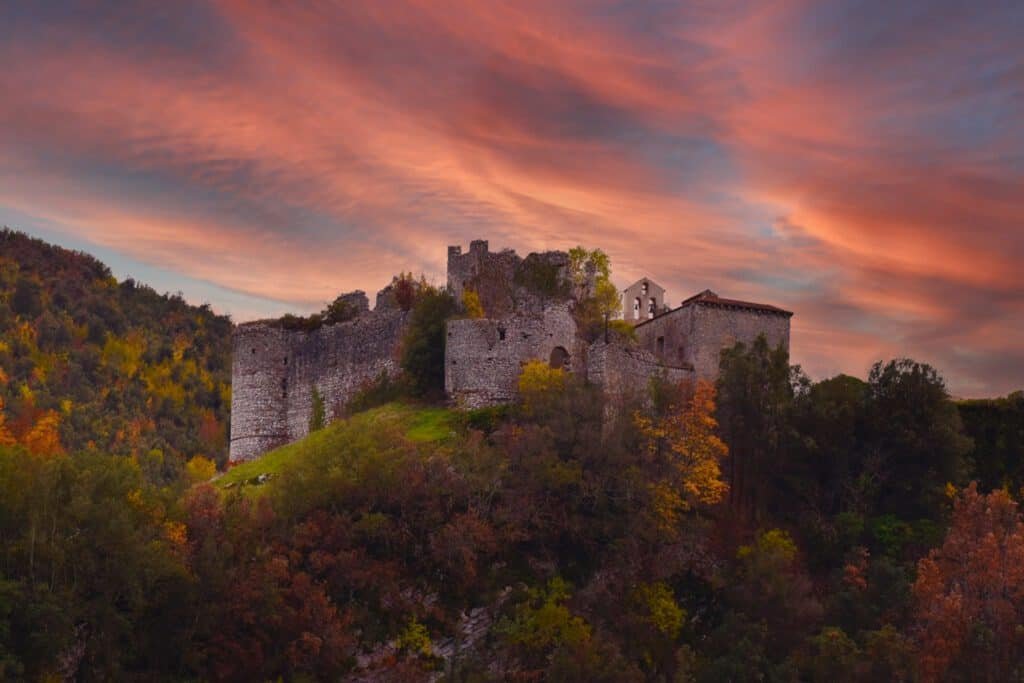 Castello di Rocchettine - Rocca Guidonesca - borgo abbandonato (Torri in Sabina - Rieti)