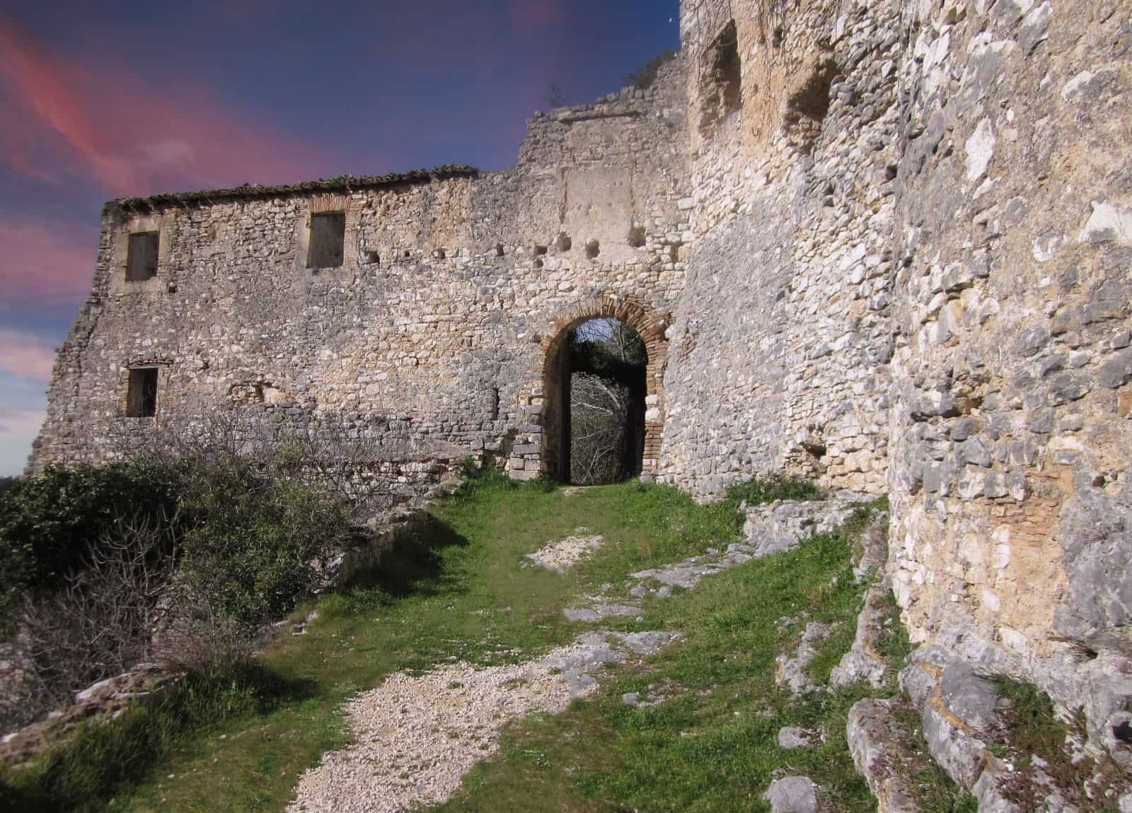 Rocchettine Castle, Rocca Guidonesca, abandoned village (Torri in Sabina, Rieti)