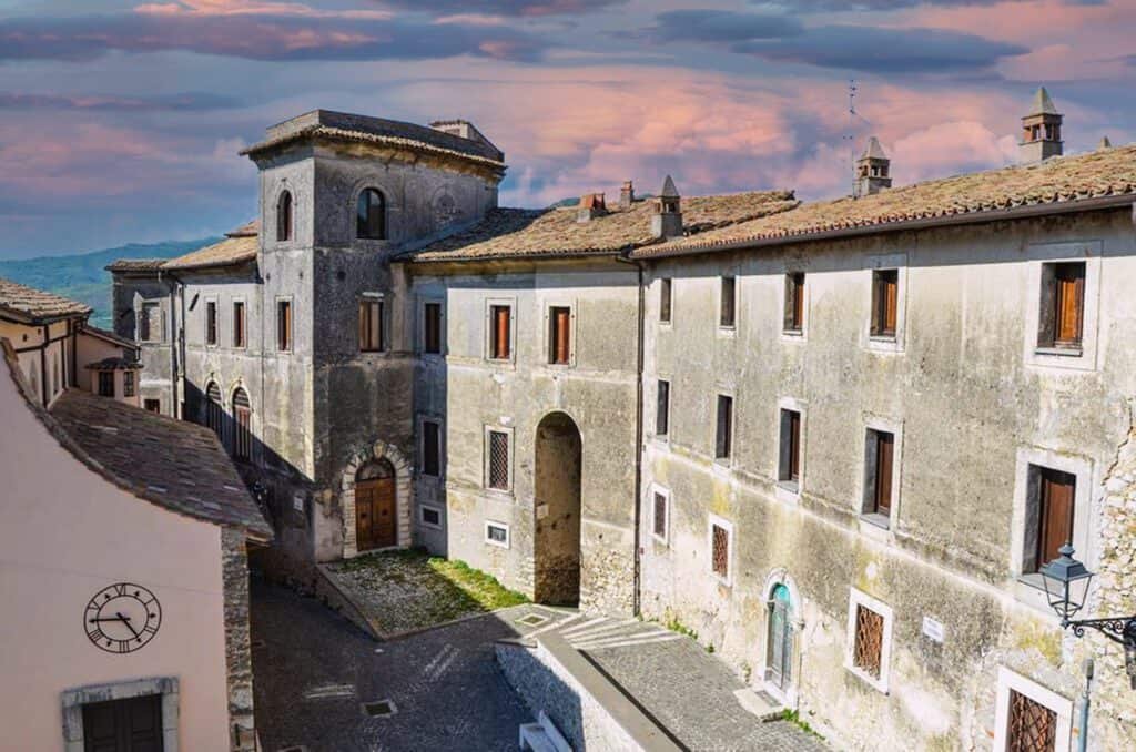 Palazzo Baronale di Anticoli Corrado - Museo Civico d'Arte Moderna