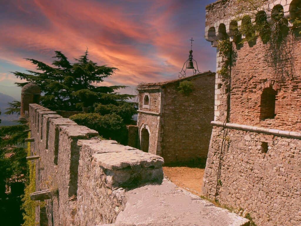 Collalto Sabino (RI)