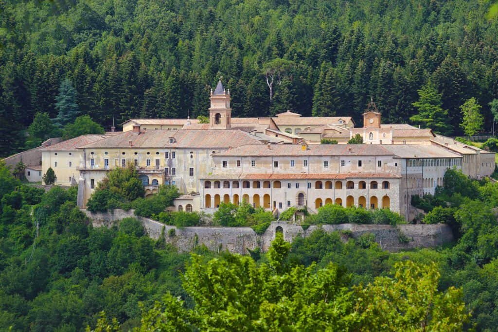 Collepardo (FR) 1 Collepardo (FR) Certosa di Trisulti