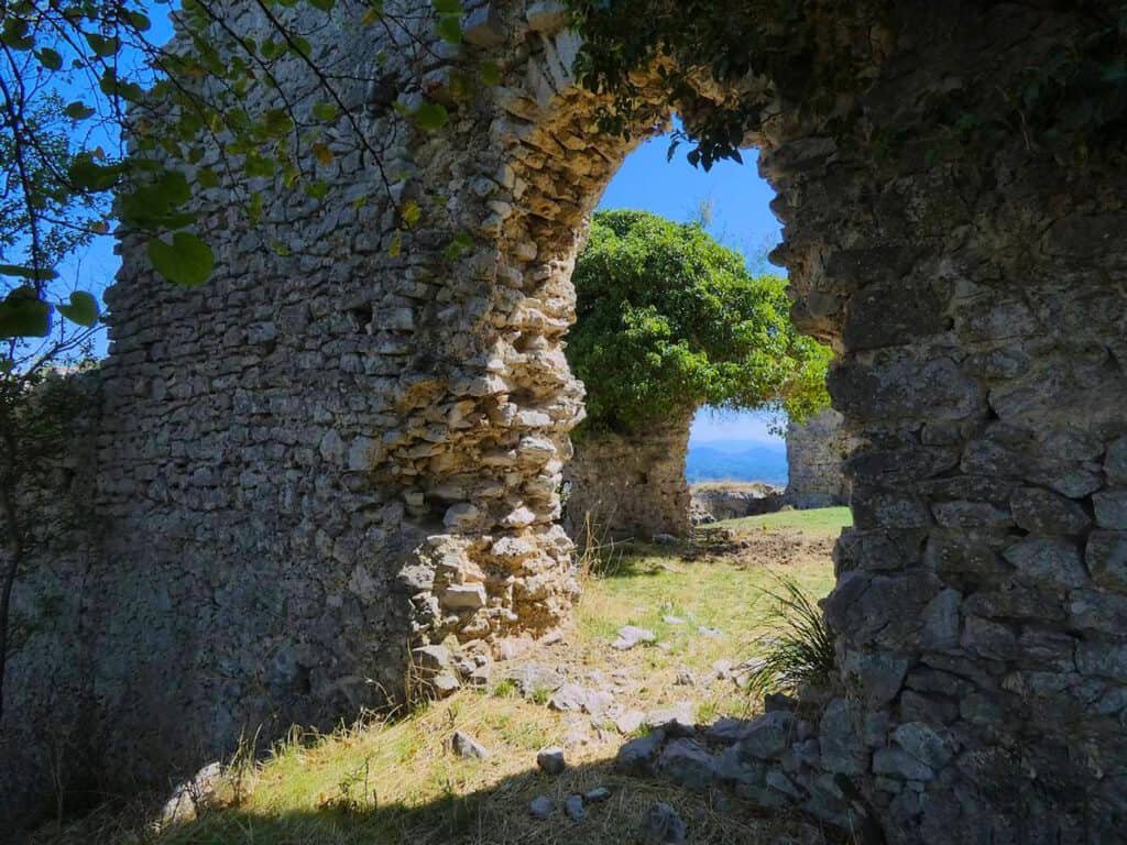 Ruderi Abbazia di S. Martino - Fara in Sabina (RI)