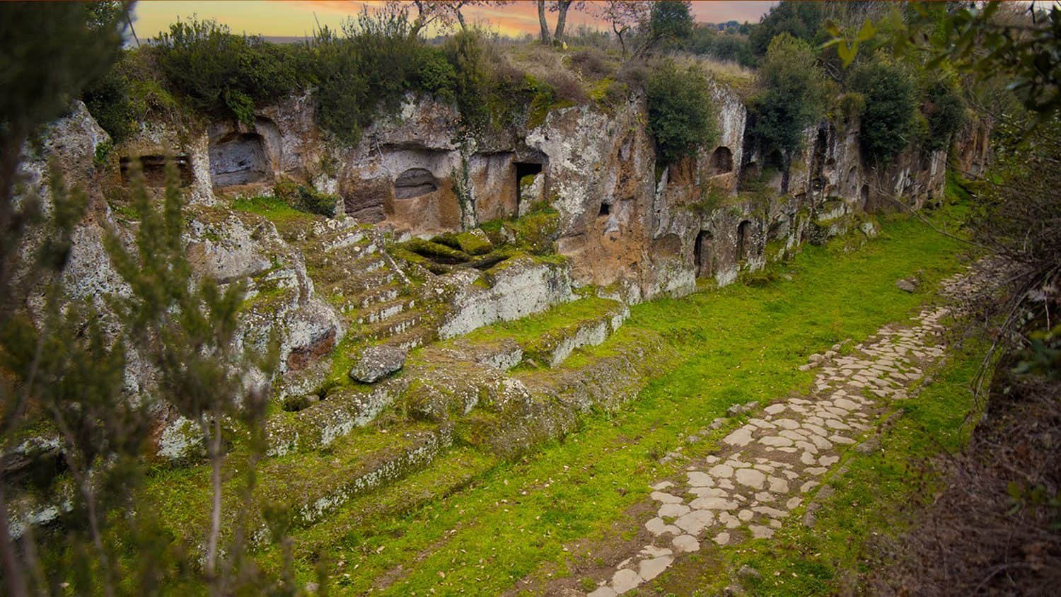 necropoli falisca - Cavo degli zucchi - via Amerina tra Civita Castellana e Nepi (VT)