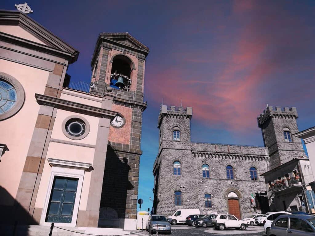 Castello di Rocca Priora (Palazzo Savelli) e Chiesa Parrocchiale S. Maria Assunta in Cielo