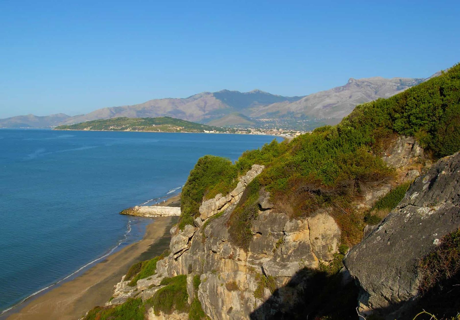 Marina di Minturno - Monumento Naturale Monte Argento