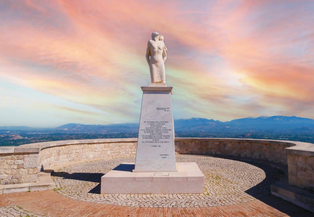 Monumento alla Ciociara - Castro dei Volsci (FR)