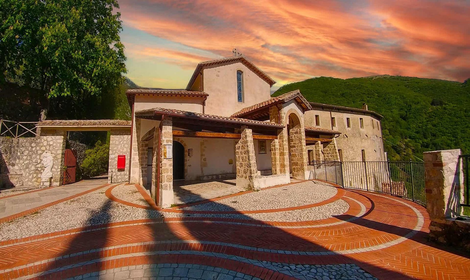 Santuario di Poggio Bustone e Convento di San Giacomo