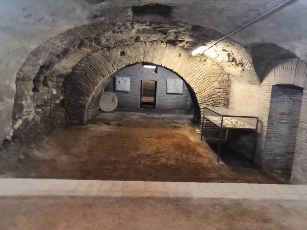 Basilica di San Lorenzo in Lucina