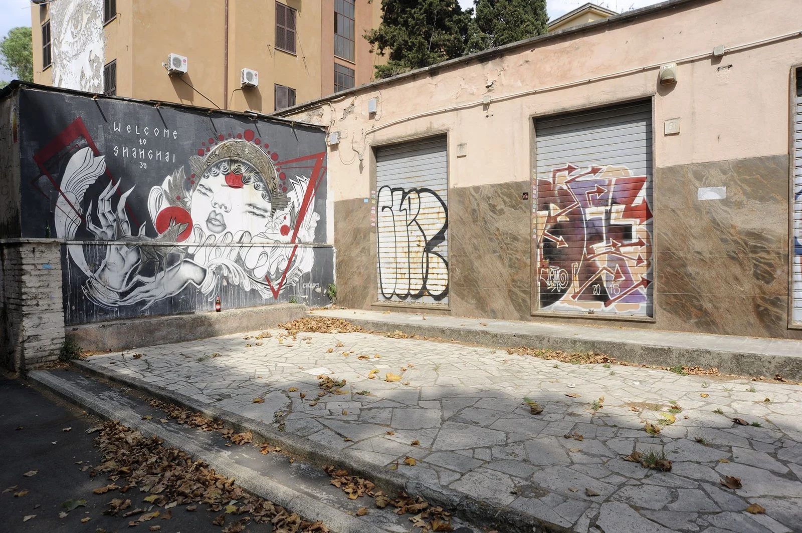 Street Art in Rome: Neighborhoods and Walls to See 2 Street Art in Rome: Neighborhoods and Walls to See 1