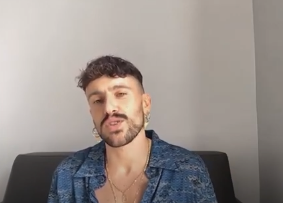 Il cantante Aiello