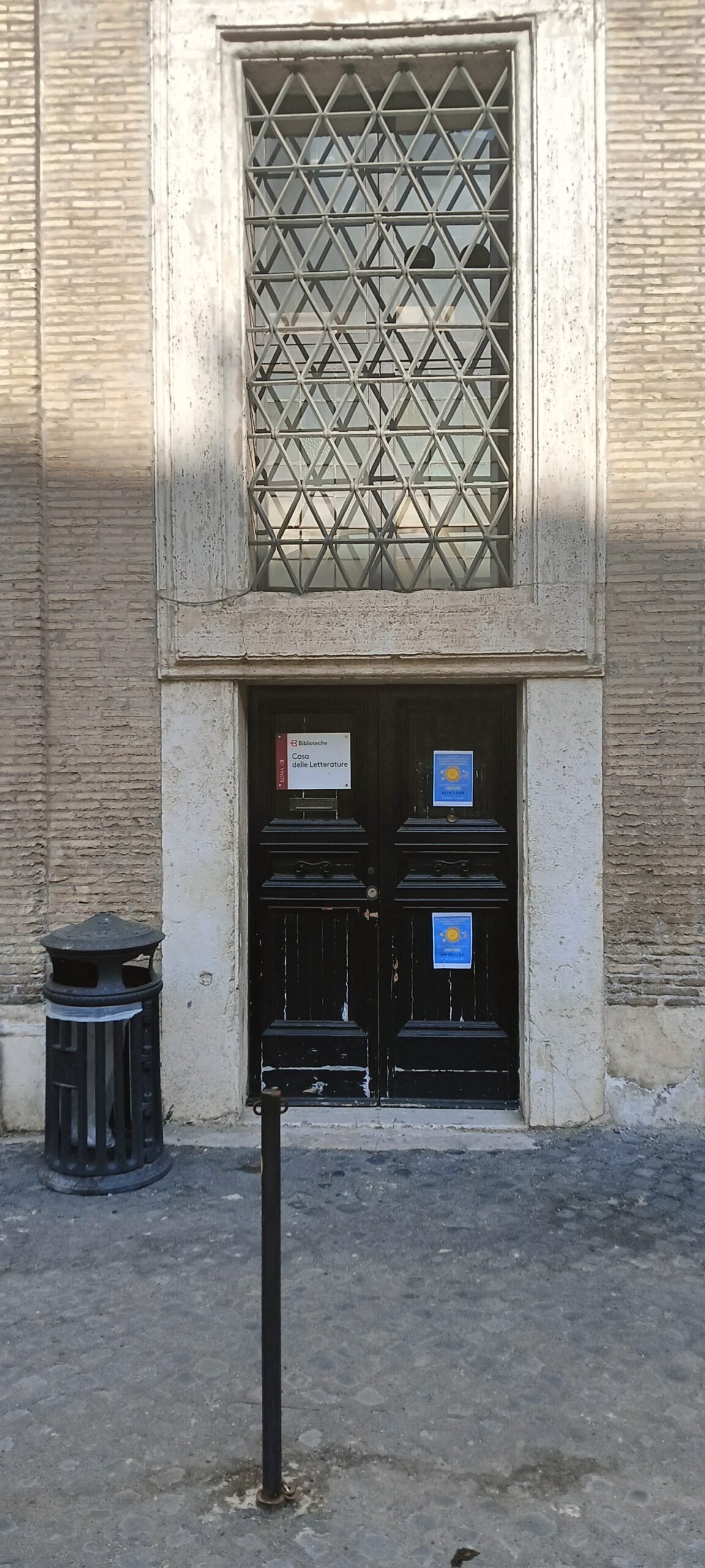 La Casa delle Letterature in piazza dell Orologio a Roma