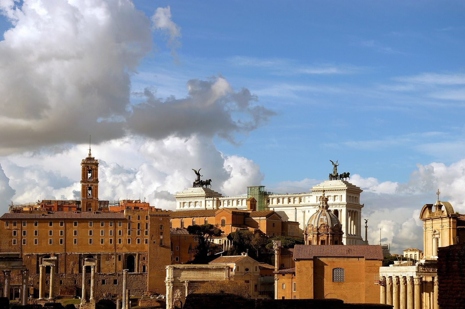 Curia Iulia