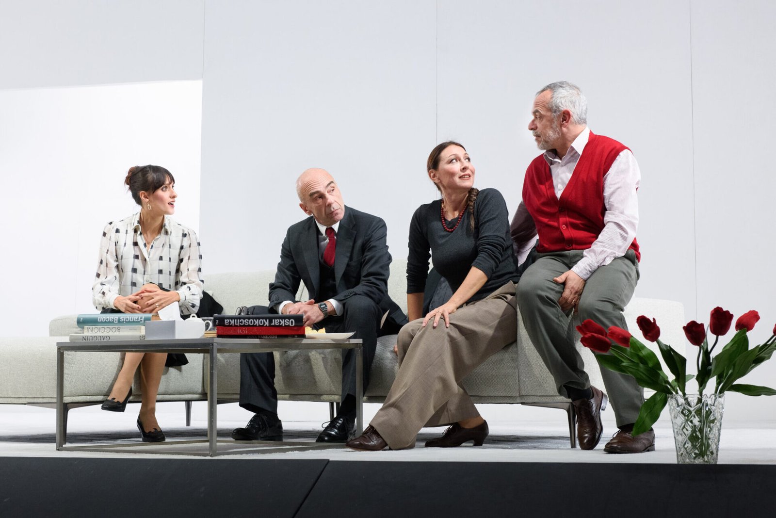 Francesca Agostini, Antonio Zavatteri, Alessia Giuliani e Andrea Di Casa in Le dieu du carnage