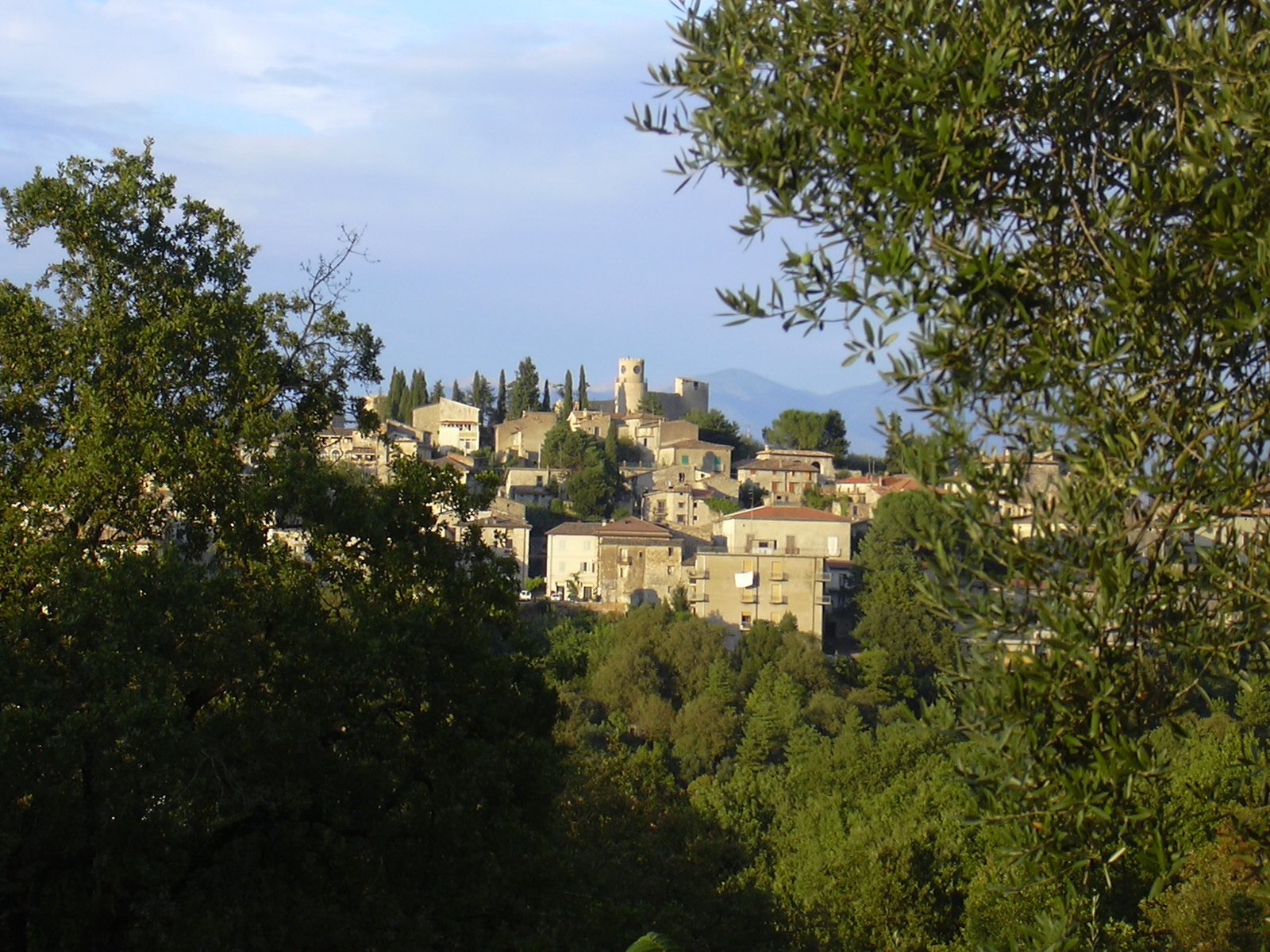Pico (FR) 2 The village of Pico in the province of Frosinone seen from afar