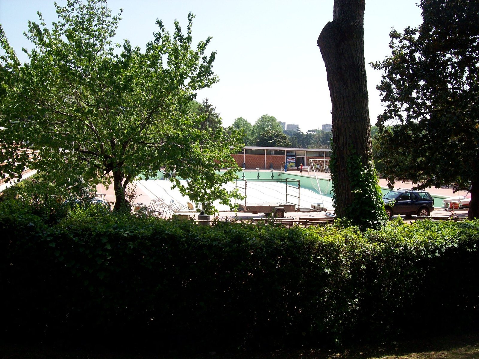 La vasca della Piscina delle Rose all EUR