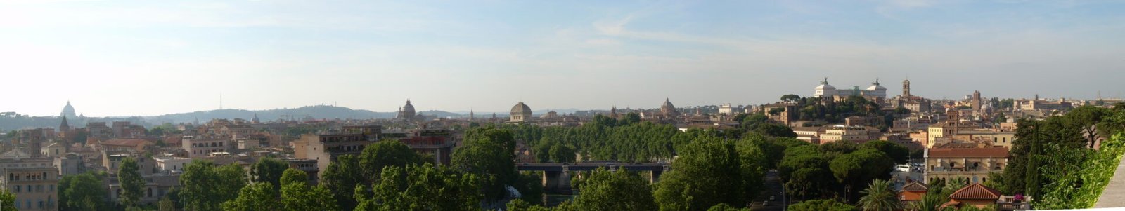 Veduta di Roma dal Giardino degli Aranci sull'Aventino