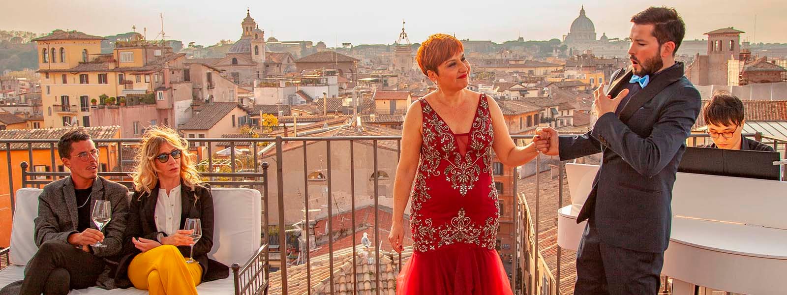 Il Rooftop Bar Opera Show sulla terrazza di Palazzo Pamphilj