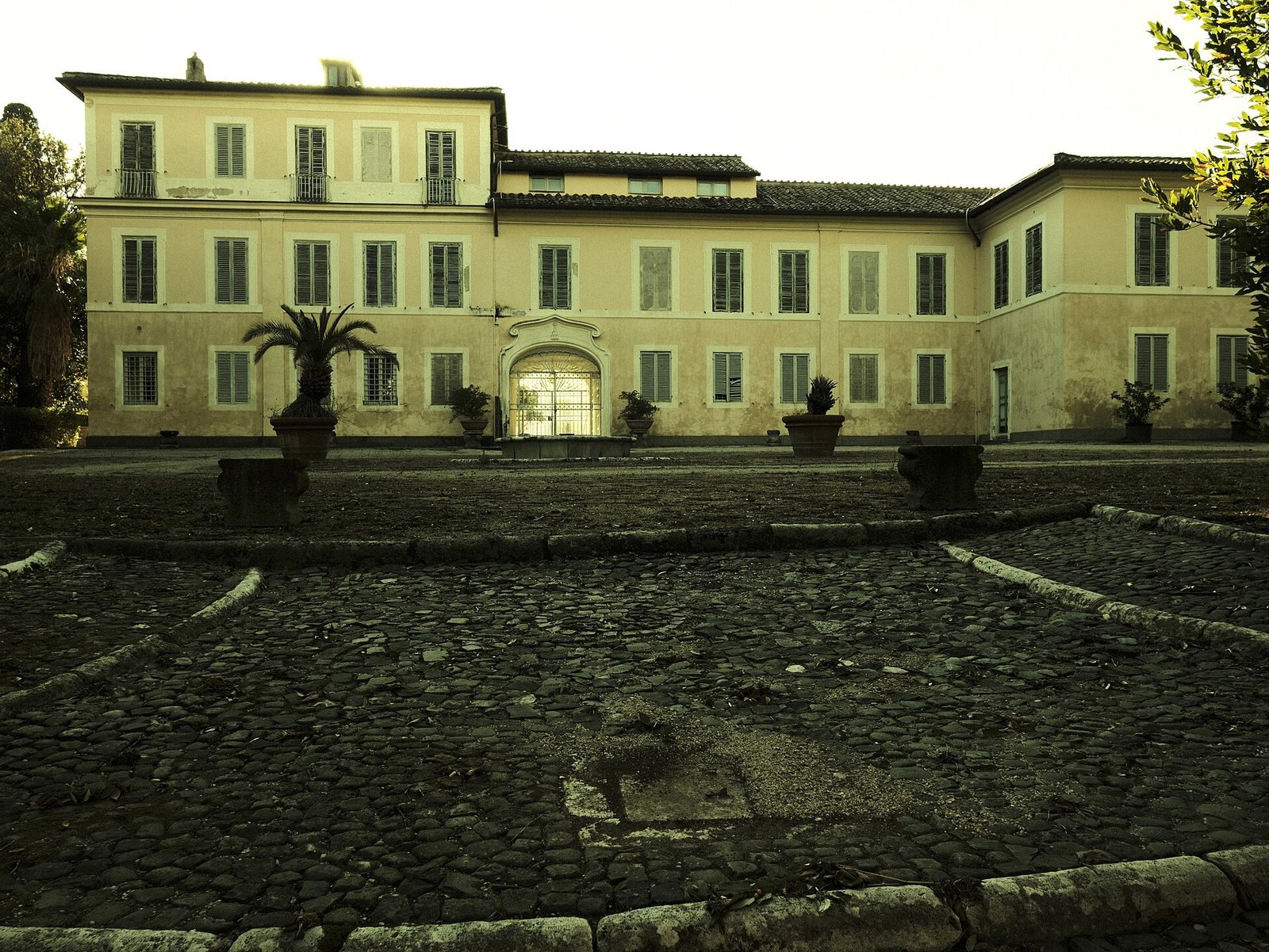 Casino di Villa Chigi visto dal parco
