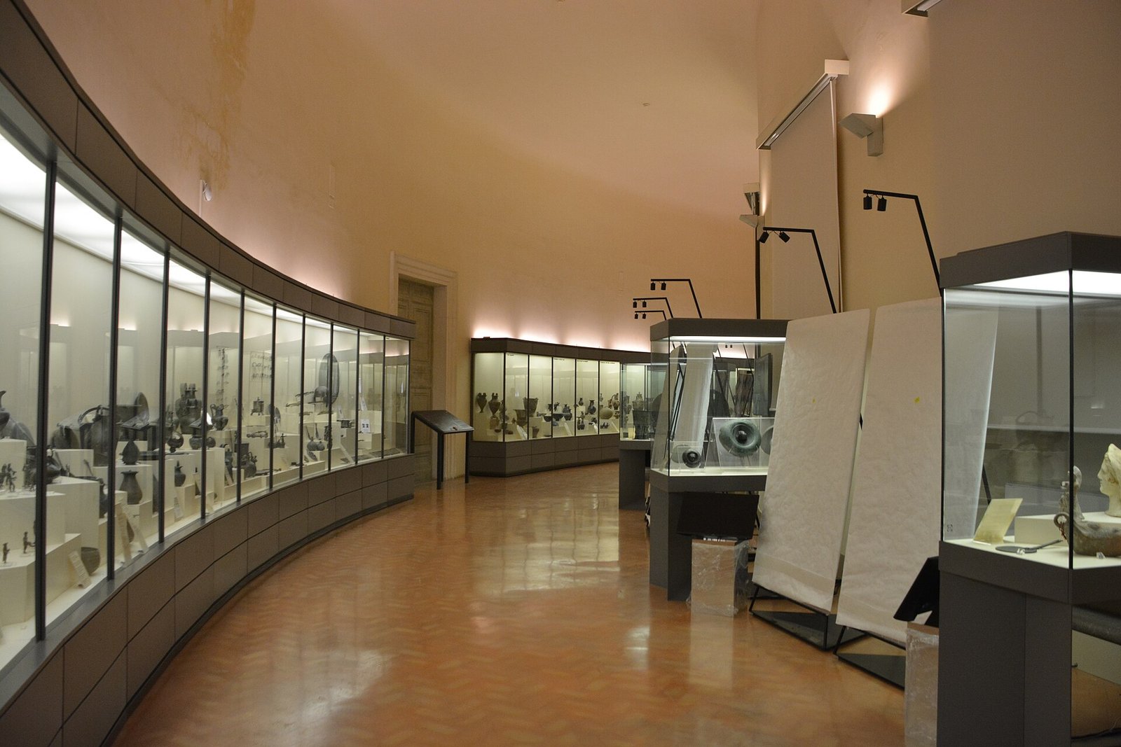 Sala del Museo nazionale etrusco di Villa Giulia